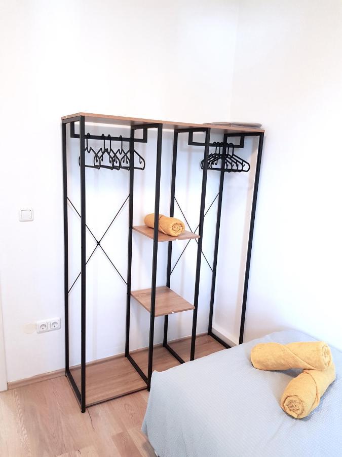 Theox No 3 Fur 5 Personen Mit Balkon Apartment Duisburg Ngoại thất bức ảnh